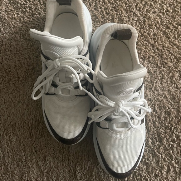 Louis Vuitton sneakers - Picture 4 of 4